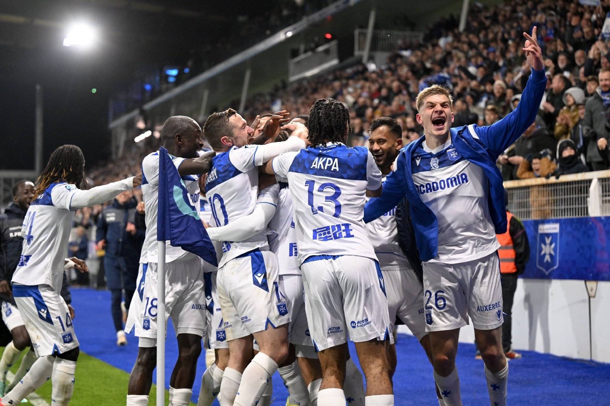 包含纽卡斯尔发布备战花絮；国际比赛日刷新队史纪录；法甲任务艰巨；训练强度明显提升的词条